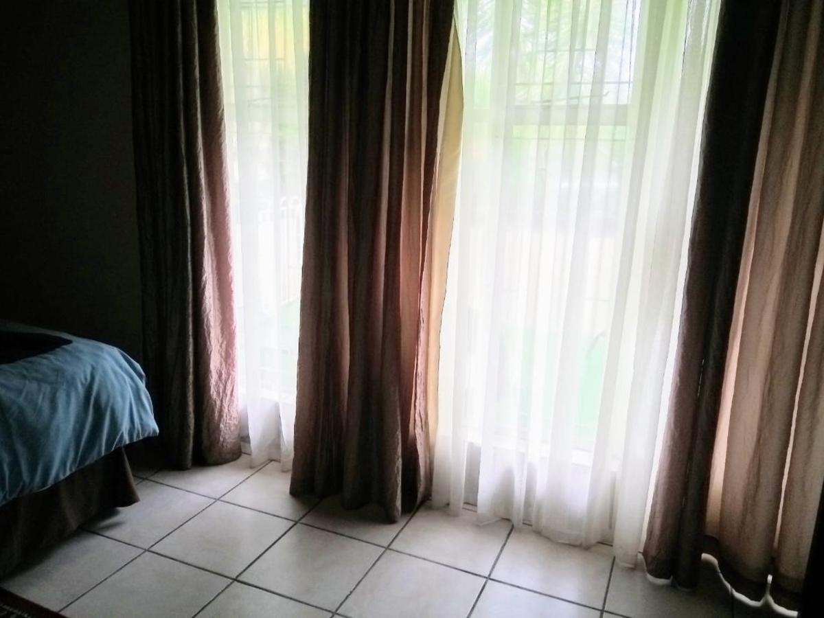 Rustenburg Guesthouse 外观 照片