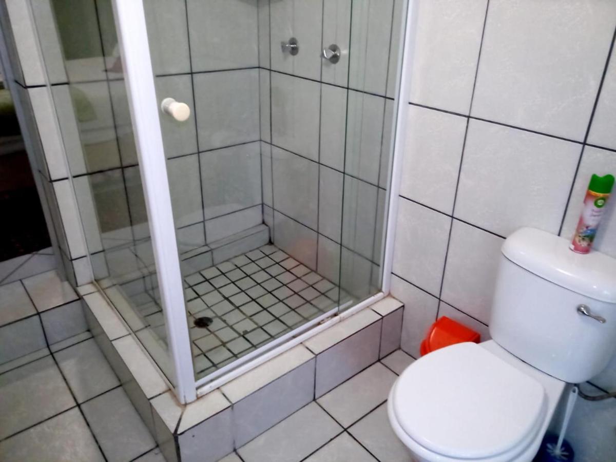 Rustenburg Guesthouse 外观 照片