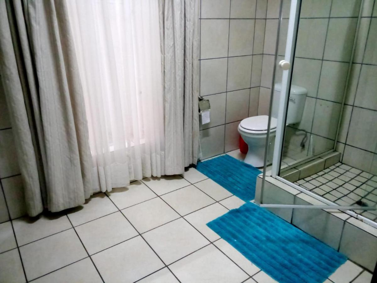 Rustenburg Guesthouse 外观 照片