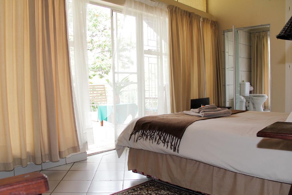 Rustenburg Guesthouse 外观 照片