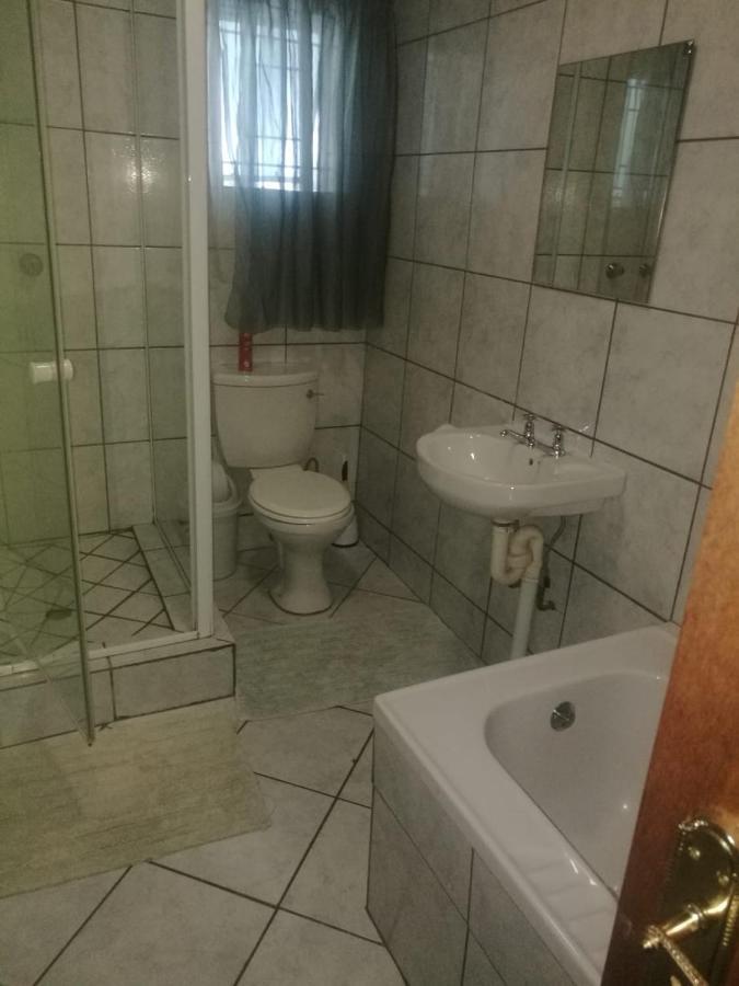Rustenburg Guesthouse 外观 照片